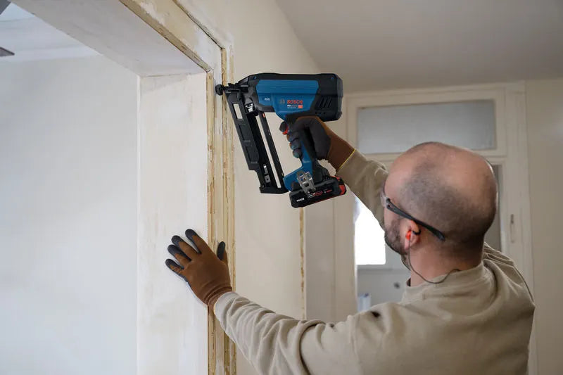 Bosch Dykkertpistol GNH 18V-64-3M Uten Batteri Og Lader L-Boxx