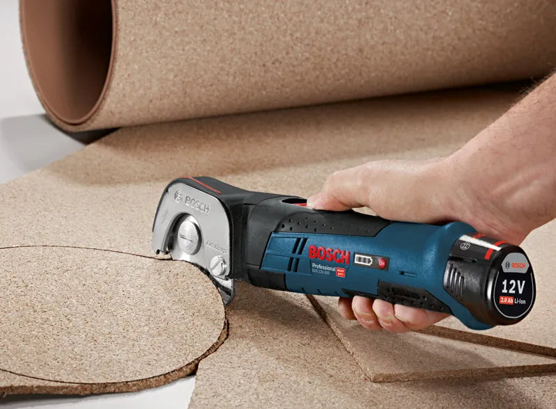 Bosch Universalskjærer Gus 12V-300 Uten Batteri Og Lader L-Boxx
