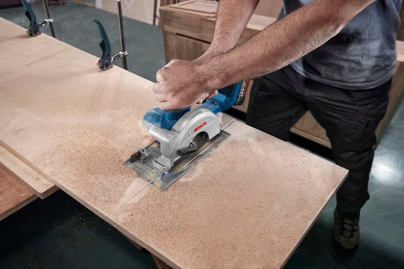 Bosch Sirkelsag GKS 18V-51 Uten Batteri Og Lader I Pappeske
