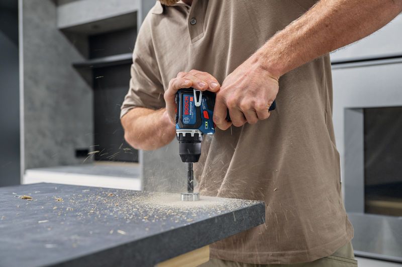 Bosch Drill GSR 12V-32 Uten Batteri Og Lader L-Boxx