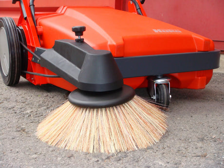Hako Sweepmaster M600