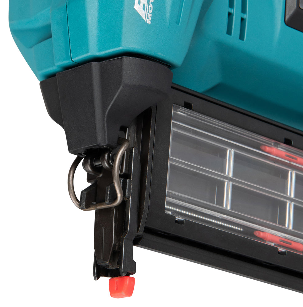 Makita Dykkertpistol DBN501 18V  15-50mm  1,2mm