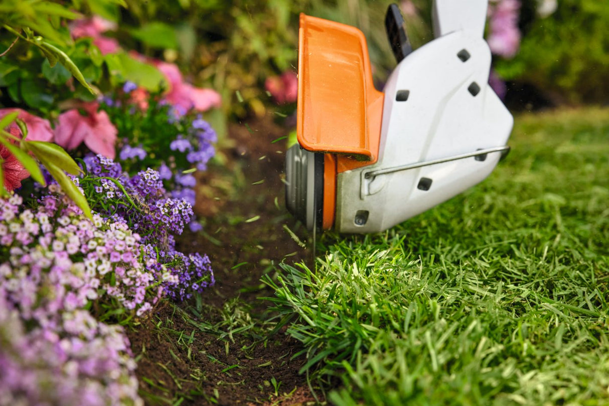 Stihl Trimmer FSA 30 Batteridrevet Med Batteri Og Lader