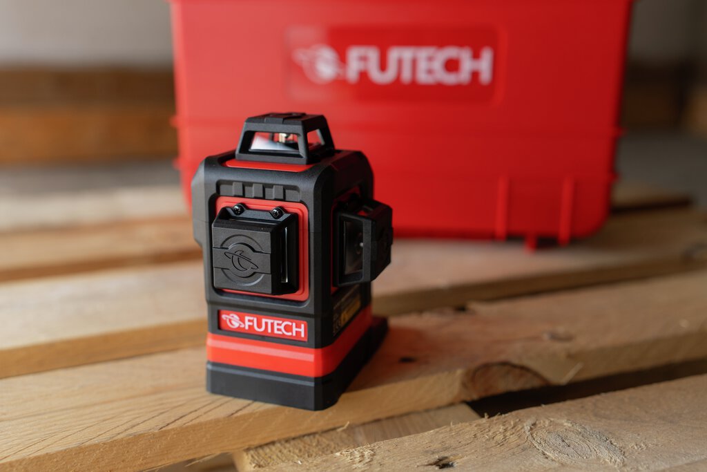 Futech Krysslaser Multicross 3D 18VMAX Grønn