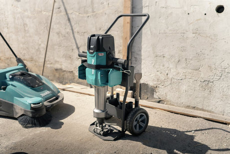 Makita Meiselhammer HEX XGT 2x40V HM004 Uten Batteri Og Lader